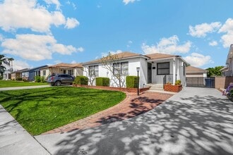 Building Photo - Adorable 2 Bed / 1 Bath Home In Pico Rivera near Birney Tech Academy
