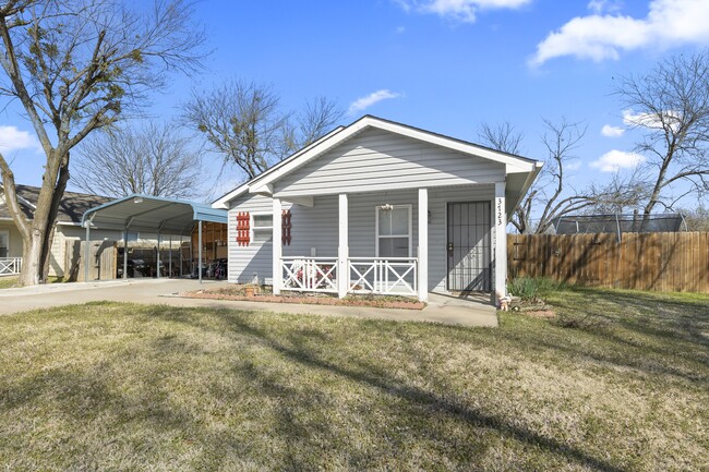 Building Photo - 3723 W 53rd Pl