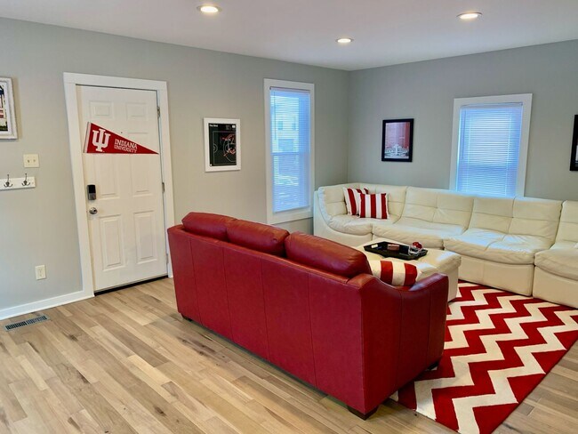 Building Photo - "The Porch" - ABNB, Short Term, monthly and long-term RENTAL. Famous IU Tailgate house