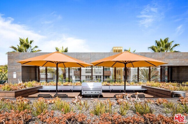 Building Photo - 12760 Millennium Dr