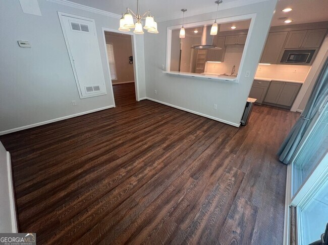 Building Photo - 648 Nelby Ct