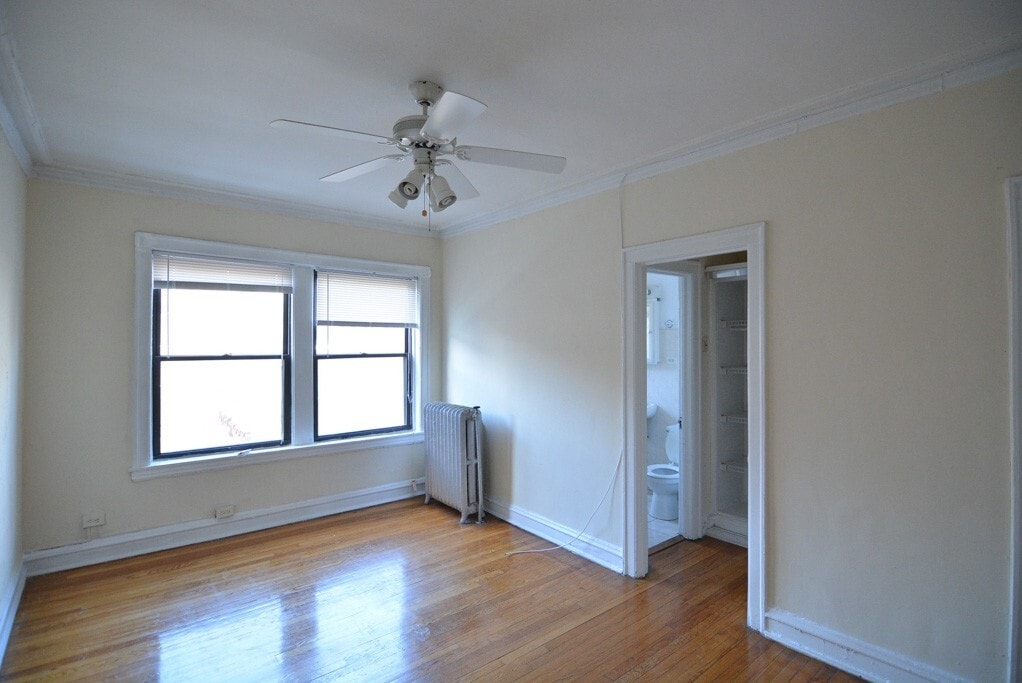 Building Photo - 1023 N Dearborn St