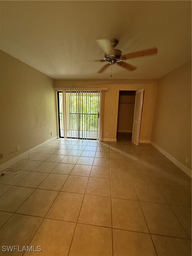 Building Photo - 3806 Guilford Rd