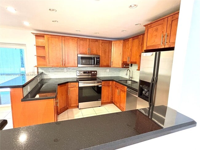 Building Photo - 3328 Quail Close