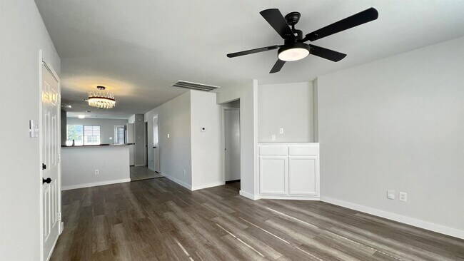 Building Photo - 20917 Patriot Park Ln