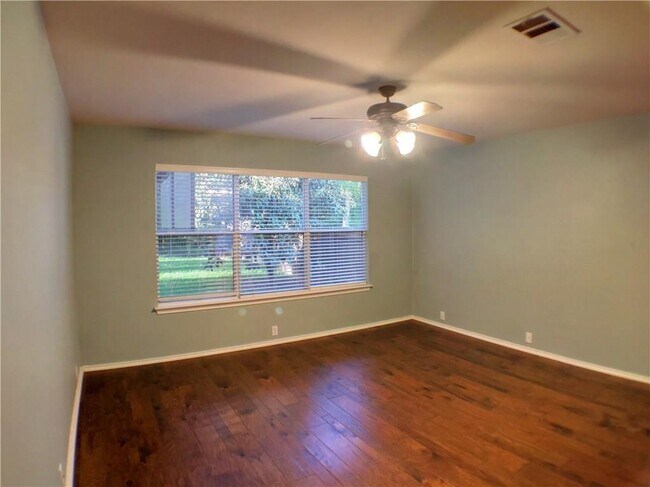 Building Photo - 2308 Paradise Ridge Dr