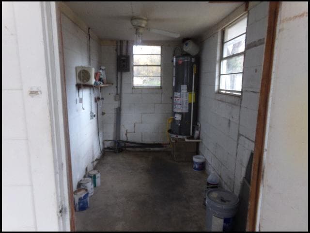 Building Photo - 107 S Holly St