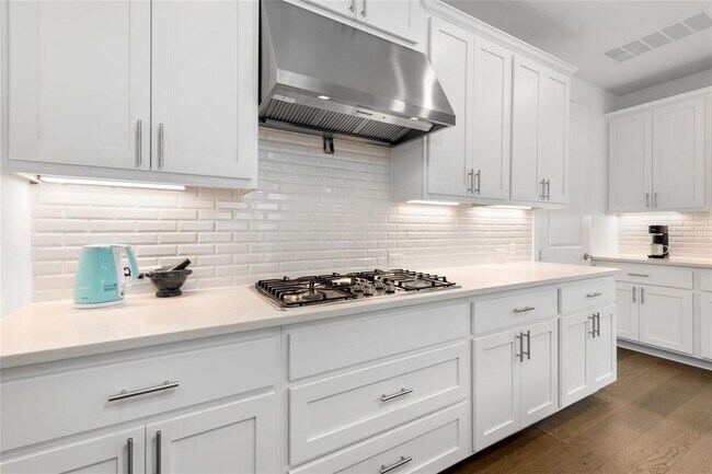 Building Photo - 5708 Navajo Draw Ln