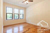 Building Photo - 1448 W Byron St