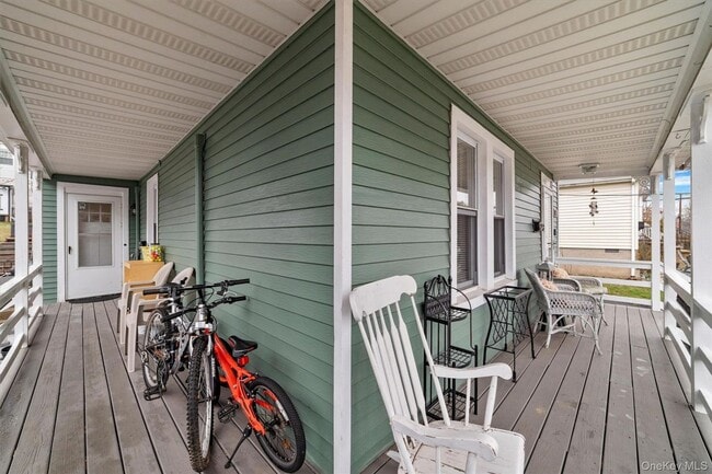 Building Photo - 1408 Henry Ave