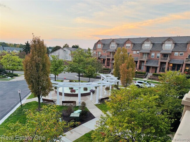 Building Photo - 2736 Barclay Way