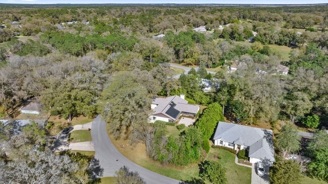 Building Photo - Comfort, Style & Space – 3 Bedroom Home in Rainbow Springs