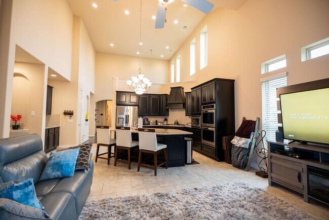 Building Photo - 15303 Westland Gate Dr