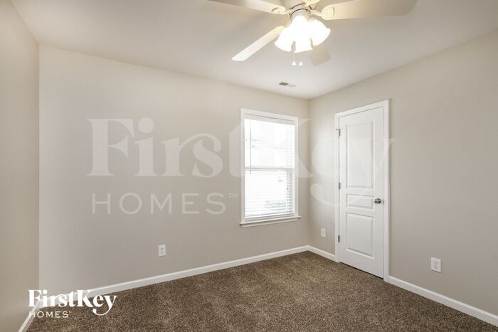 Building Photo - 9710 Dark Crystal Ct