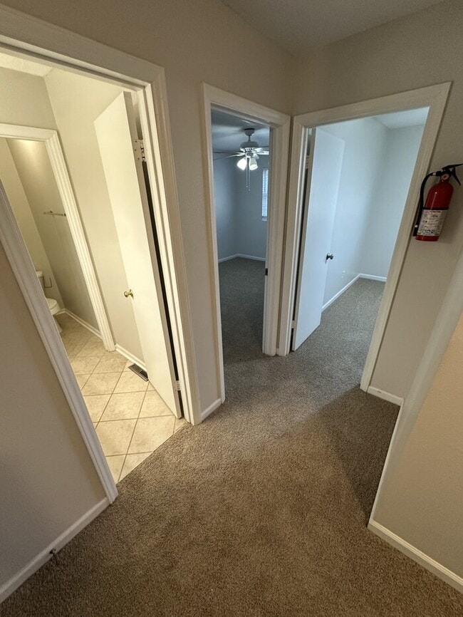 Building Photo - 6553 New Market Way