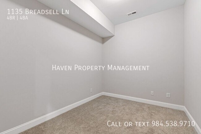 Building Photo - 1135 Breadsell Ln