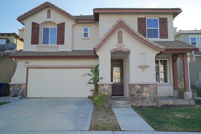 Primary Photo - Creekside 4 Bedroom Home for Rent in Valen...