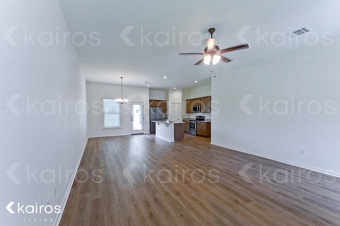 Building Photo - 101 Teddy Ln