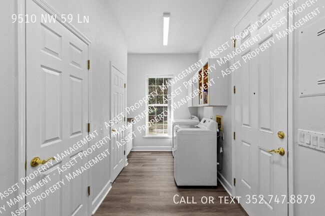 Building Photo - 9510 NW 59 Ln