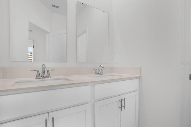 Building Photo - 2533 Rider Rain Ln