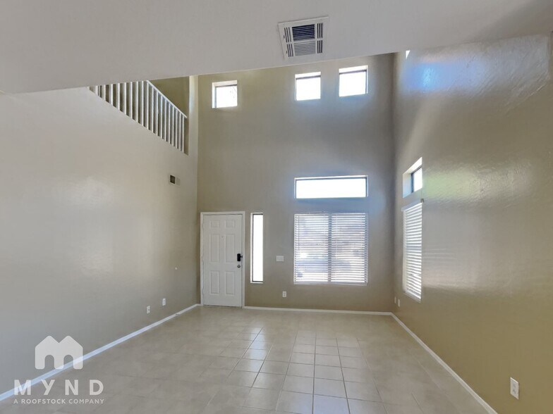 Building Photo - 823 W St Kateri Ave