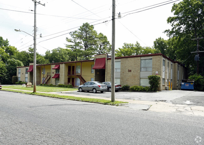 Building Photo - The Residence