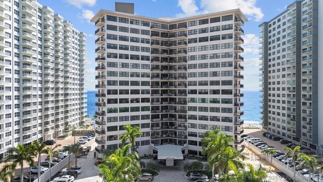 Building Photo - 3800 Galt Ocean Dr