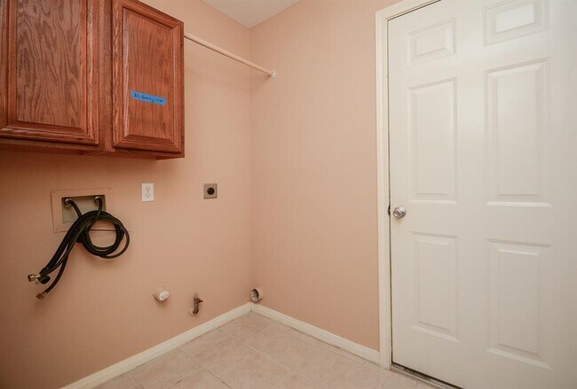 Building Photo - 13639 Country Pine Ct