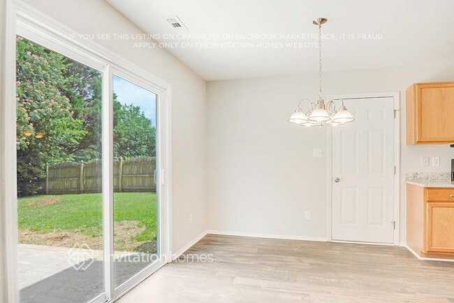 Building Photo - 6317 Saybrooke Dr