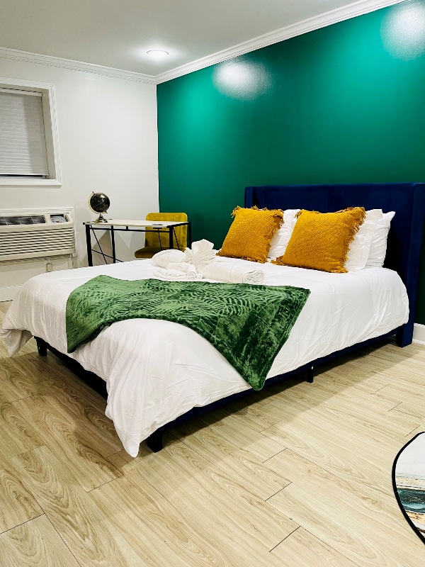 Building Photo - 45 Sheridan Dr NE