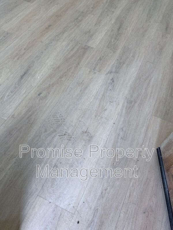 Building Photo - 1737 Bayview Heights Dr