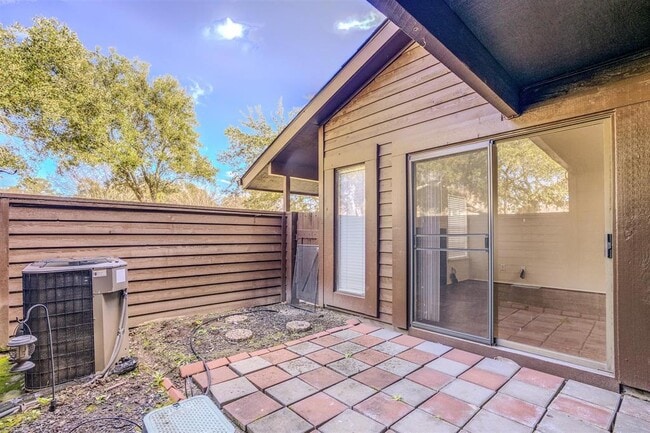 Building Photo - 2611 Grants Lake Blvd