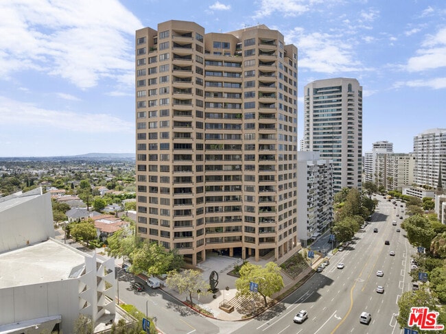 Building Photo - 10430 Wilshire Blvd