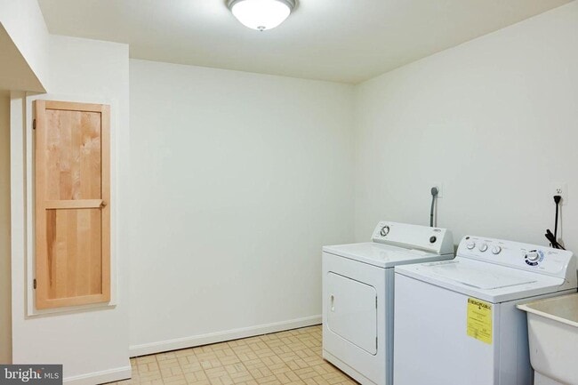 Building Photo - 7808 Turning Creek Ct
