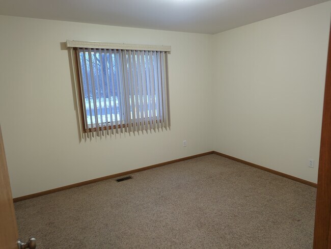 Building Photo - 1301 Jay St