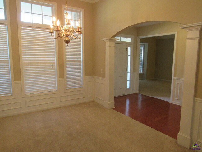 Building Photo - 106 Dennard Dr