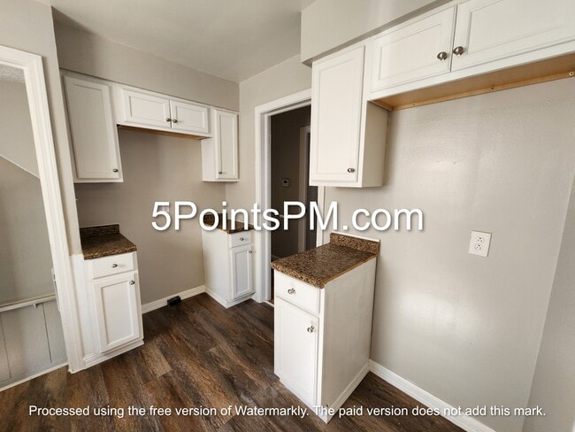 Building Photo - 5178 Homewood Ave