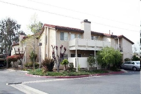 Building Photo - Emerson Place Apartments