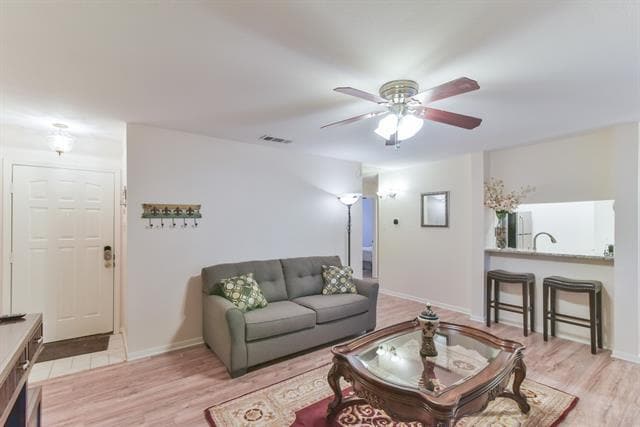 Building Photo - 1309 Memory Ln