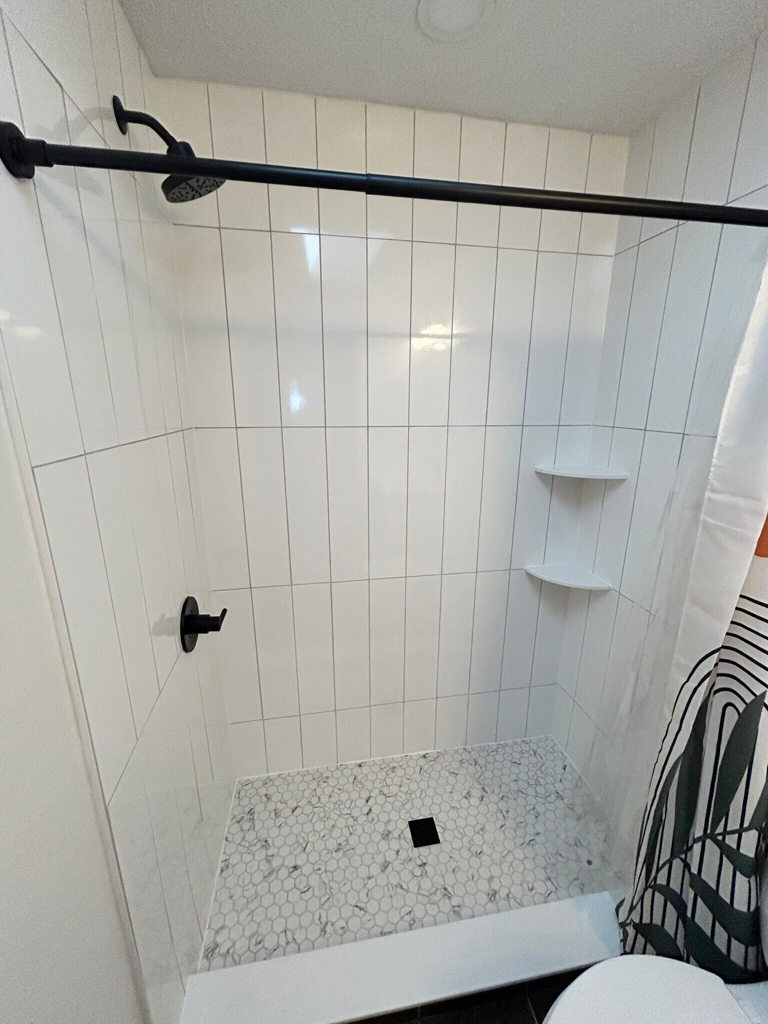 Building Photo - 6166 River Bluff Dr