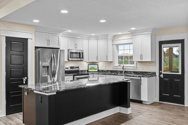 Building Photo - 240 Banyan Blvd