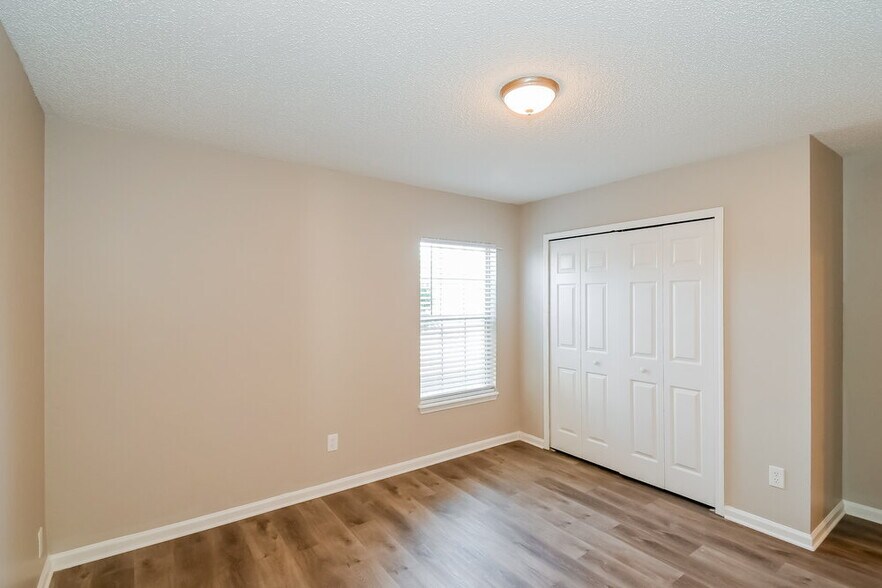Building Photo - 3948 Heavenside Ct