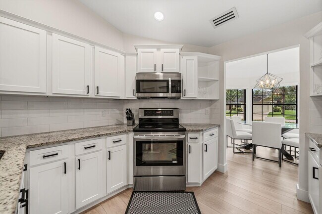 Building Photo - 13571 Jonquil Pl