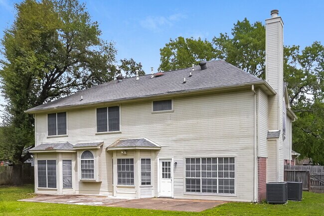 Building Photo - 11423 Willow Field Dr