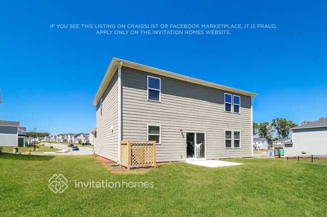 Building Photo - 820 Pebble Blvd