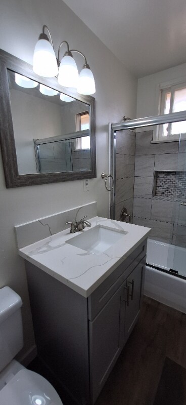 Building Photo - 11028 1/2 Strathmore Dr