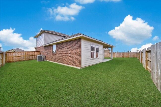 Building Photo - 12107 Willow Holw Ln