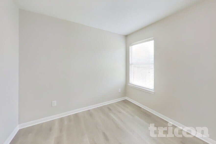 Building Photo - 308 Crooked Pine Court