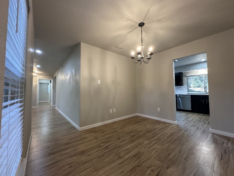 Building Photo - 1149 Midway Dr