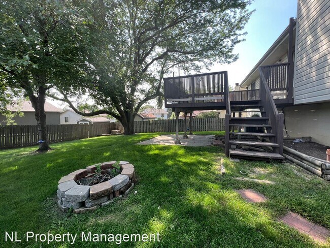 Building Photo - 4 br, 3 bath House - 13717 Valley Street
